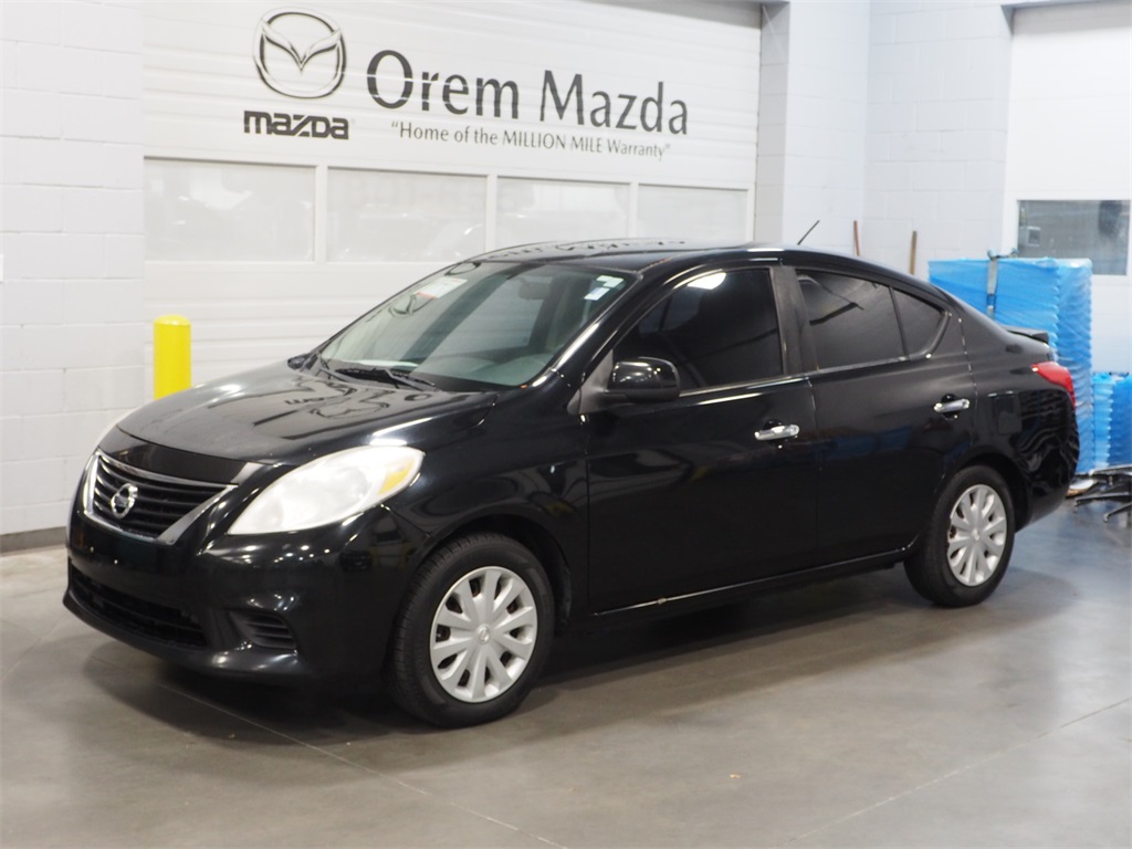 2014 Nissan Versa Sedan SV