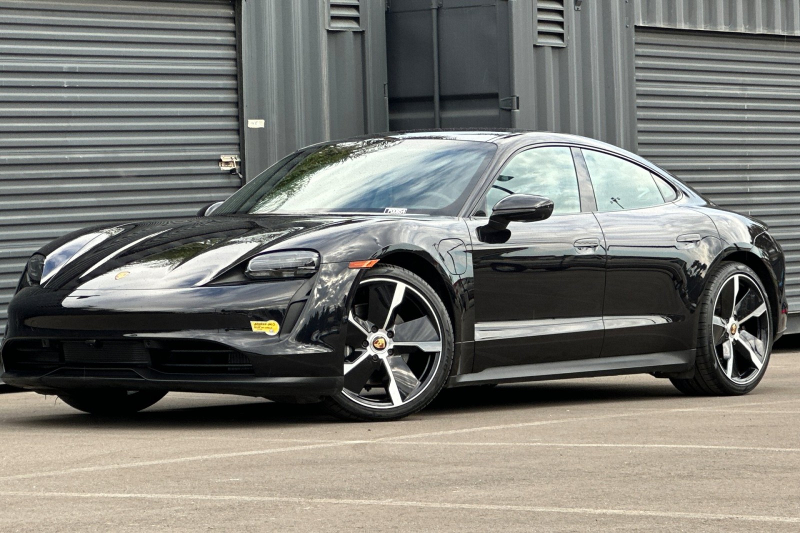 2022 Porsche Taycan Base