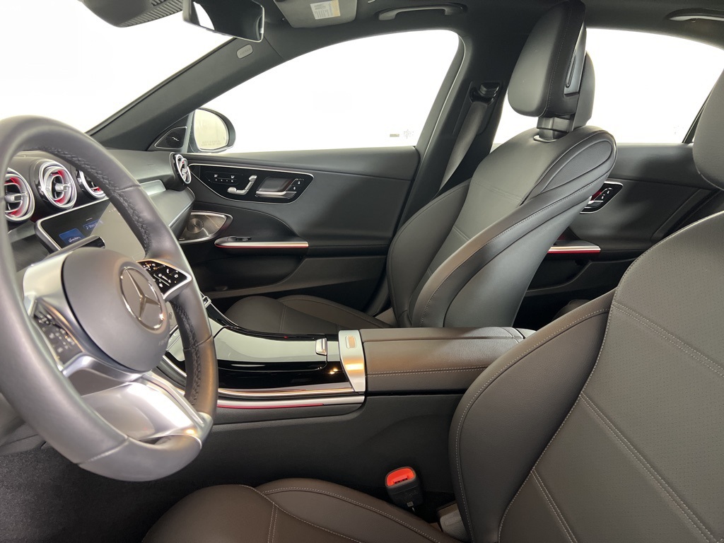 2025 Mercedes Benz C 300 4MATIC photo 2