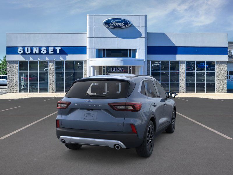 2025 Ford Escape Plug-In Hybrid photo 8