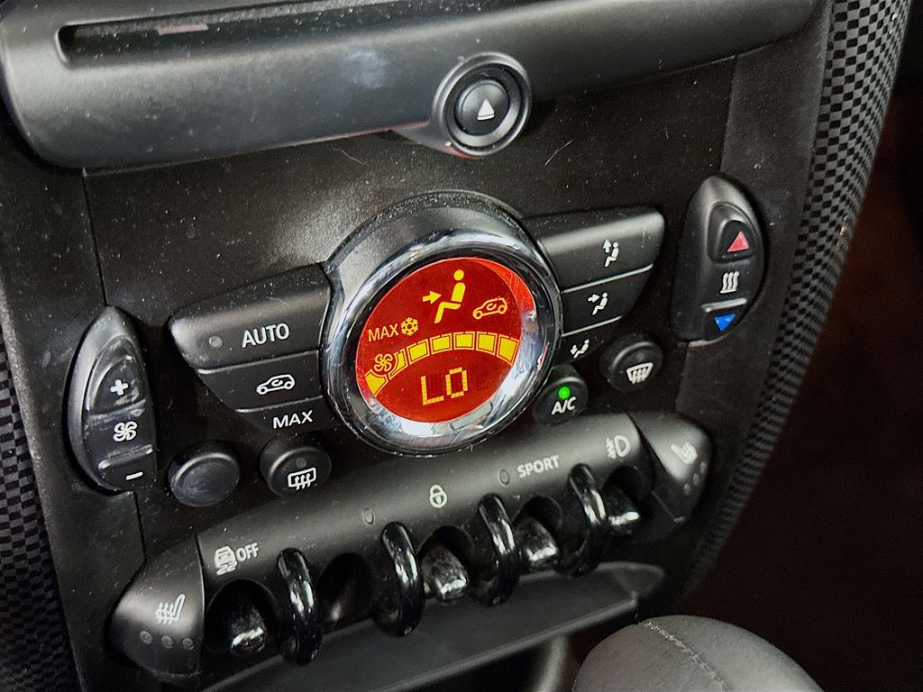 2013 Mini Countryman photo 12
