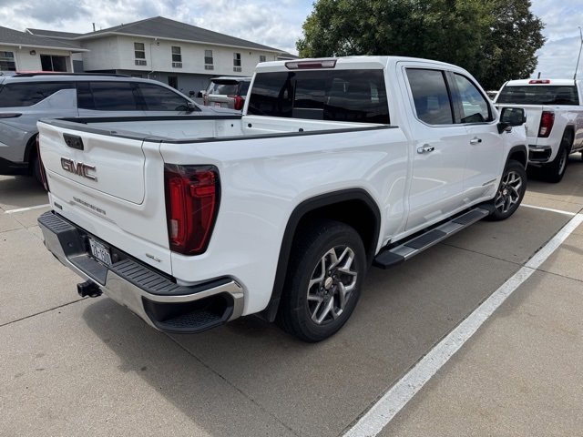 2023 Gmc Sierra 1500 SLT photo 3