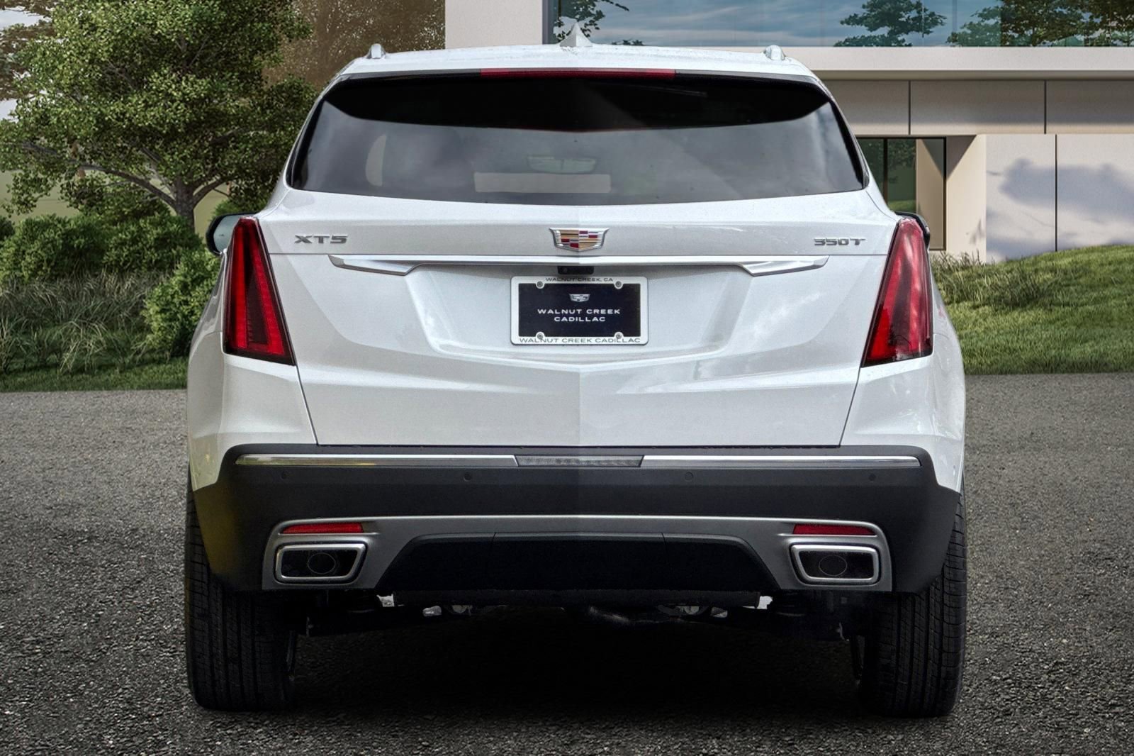 2026 Cadillac XT5 Premium Luxury photo 4