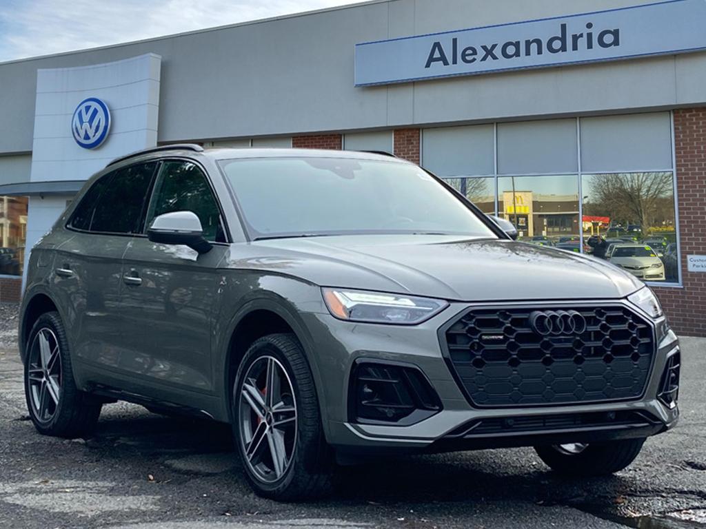 2024 Audi Q5 Premium Plus's photo