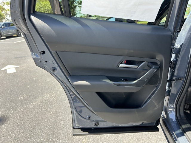 2025 Mazda CX-50 Preferred photo 7