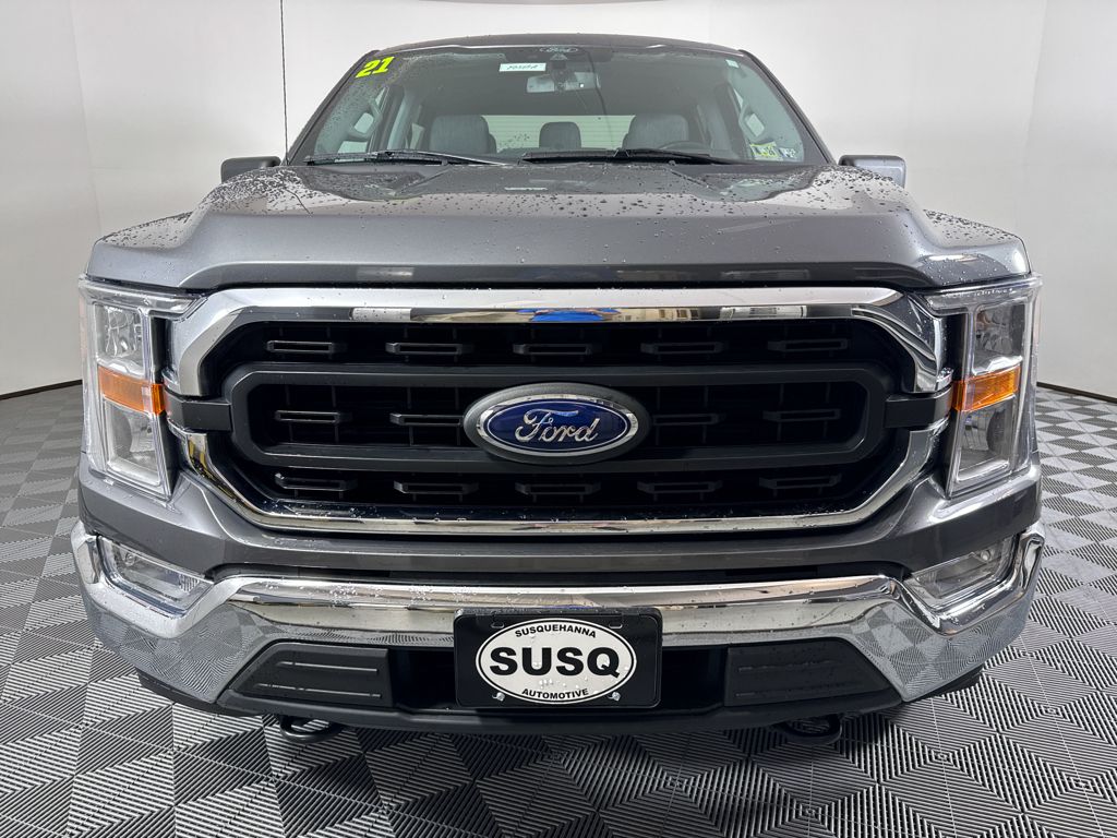 2021 Ford F-150 XLT photo 2