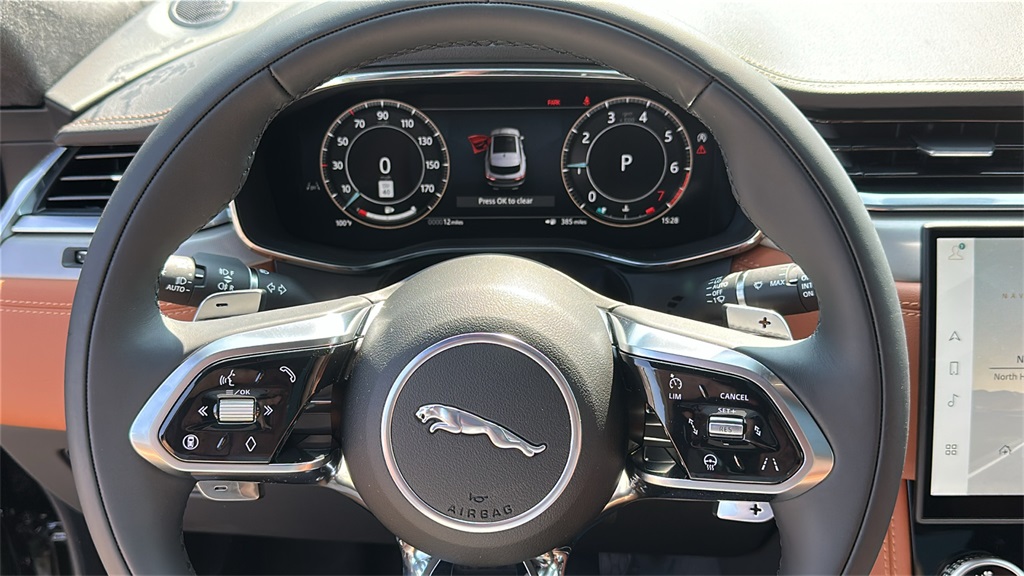 2026 Jaguar F-PACE P250 R-Dynamic S photo 13