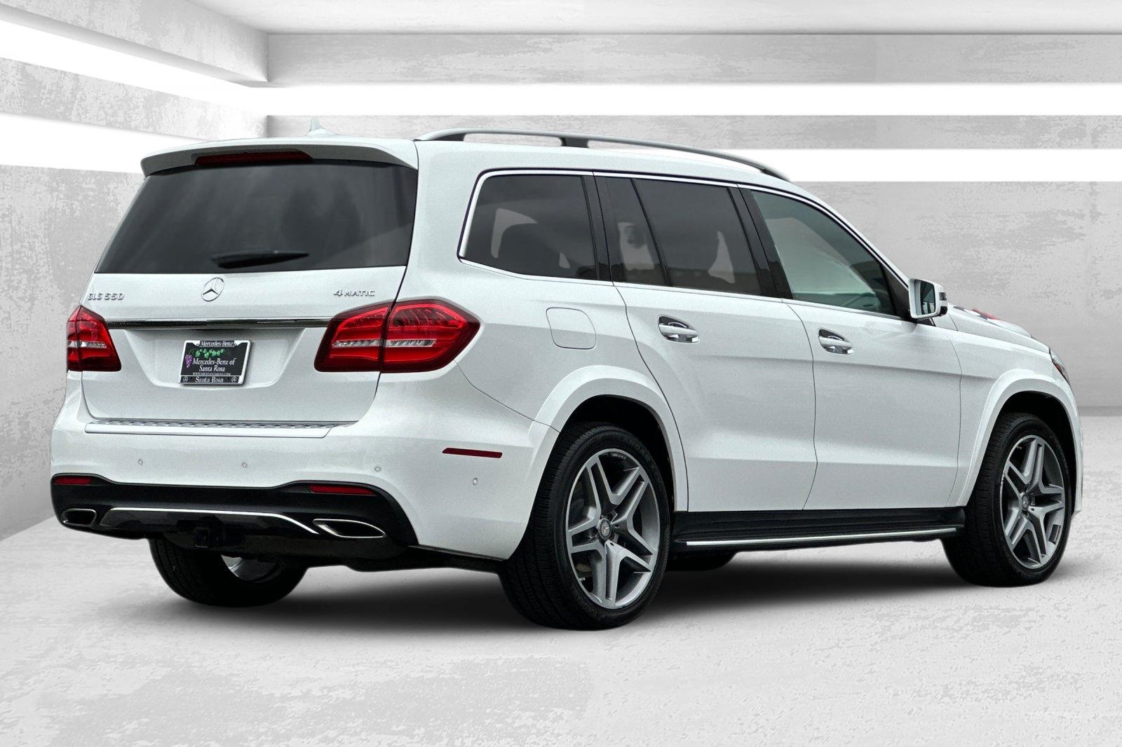 2017 Mercedes Benz GLS 550 4MATIC photo 3