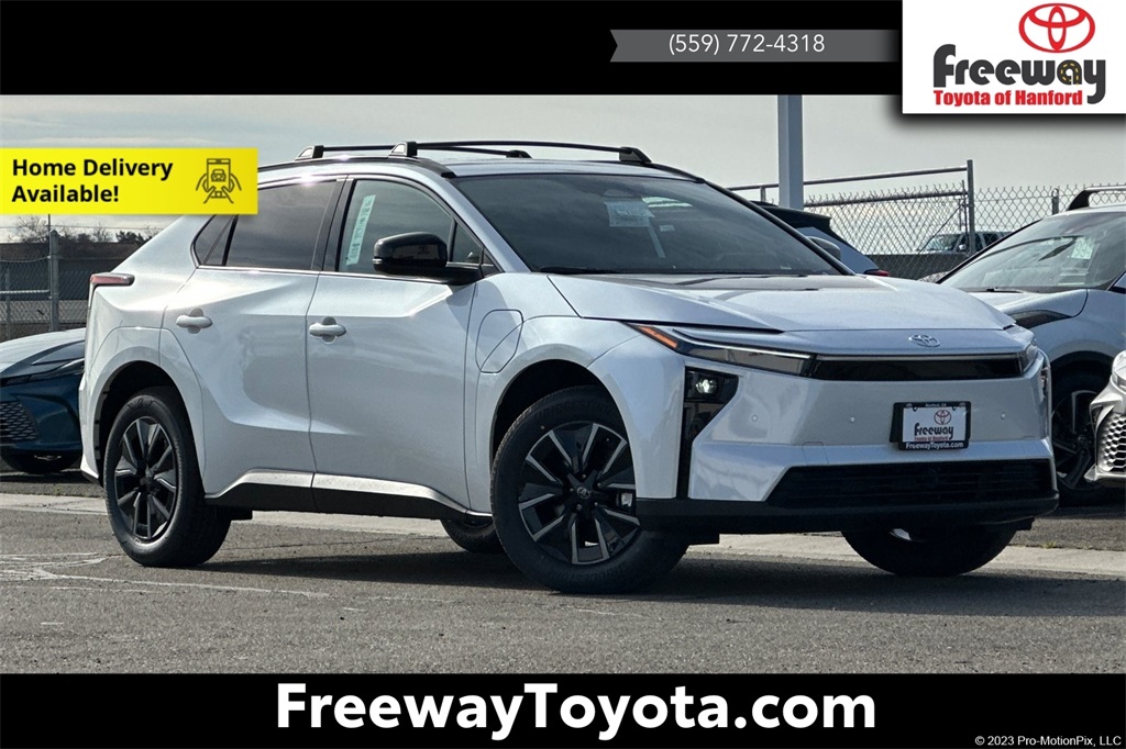 2026 Toyota bZ XLE's photo