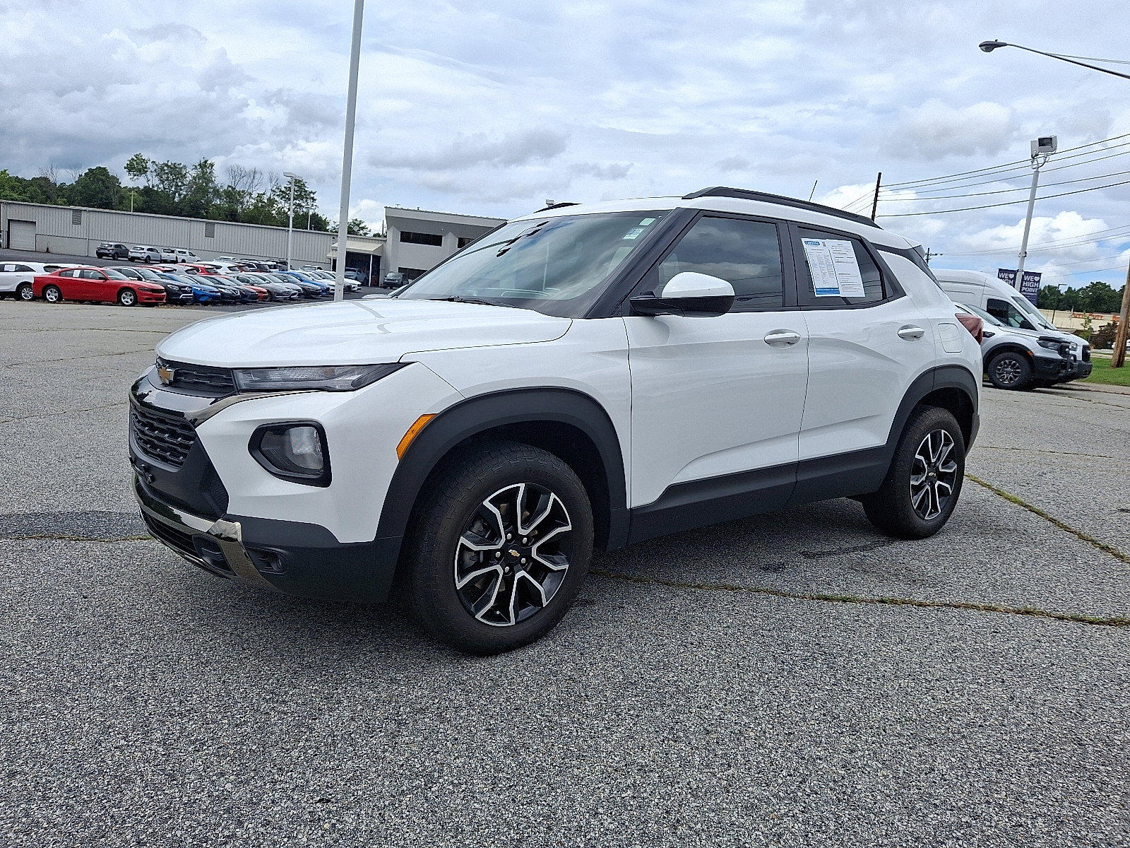 2023 Chevrolet Trailblazer ACTIV photo 2