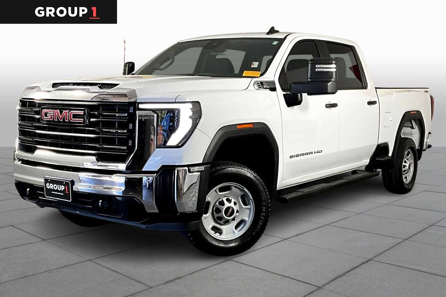 2024 GMC Sierra 2500HD Pro's photo
