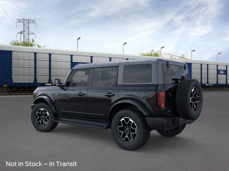 2025 Ford Bronco Outer Banks photo 4