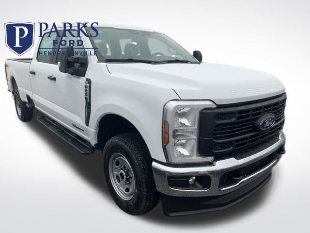 2026 Ford F-250 Super Duty XL's photo
