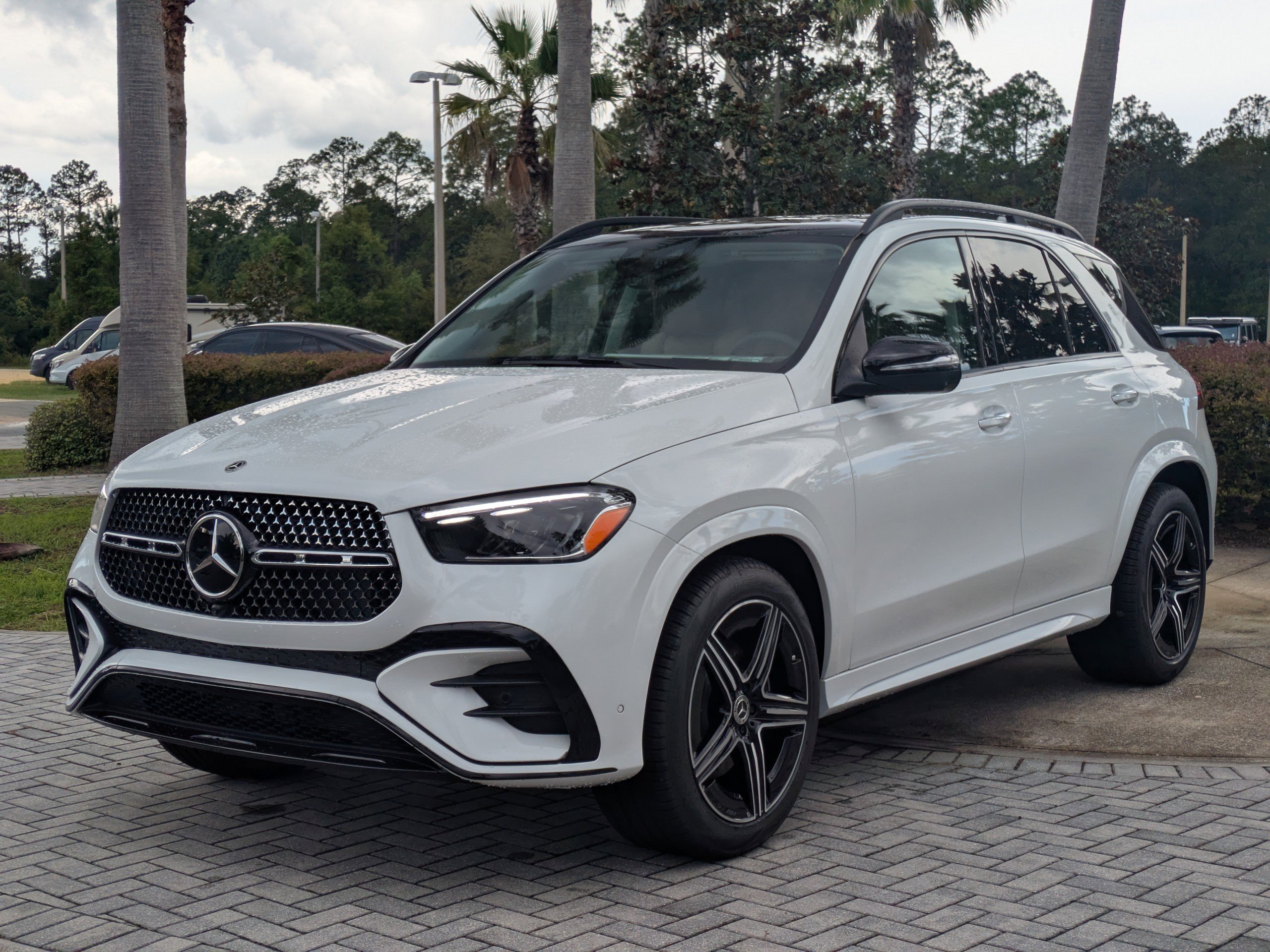 2025 Mercedes Benz GLE 350 4MATIC photo 10