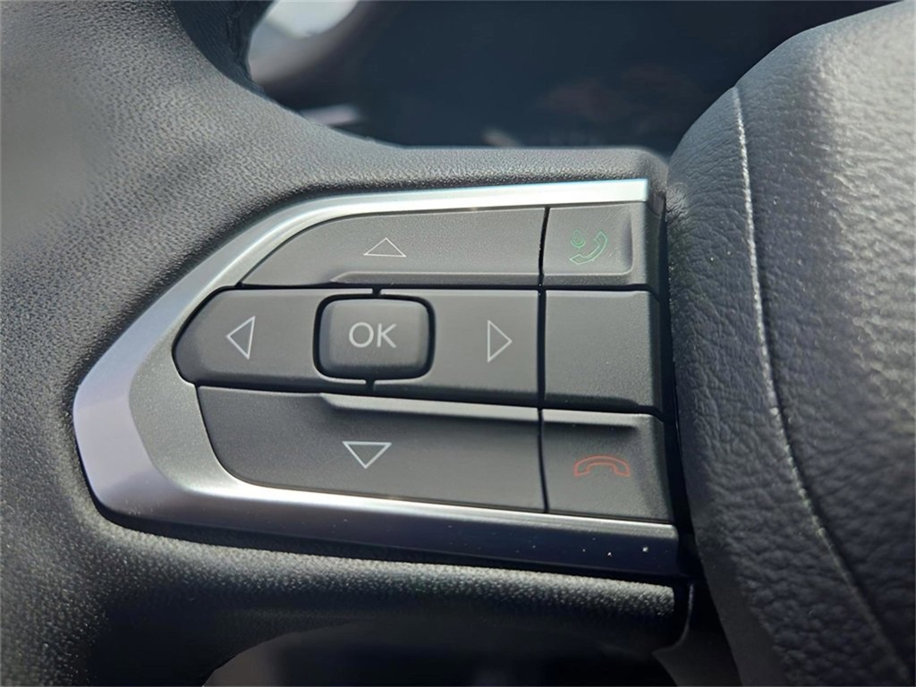 2025 Jeep Compass Latitude photo 24