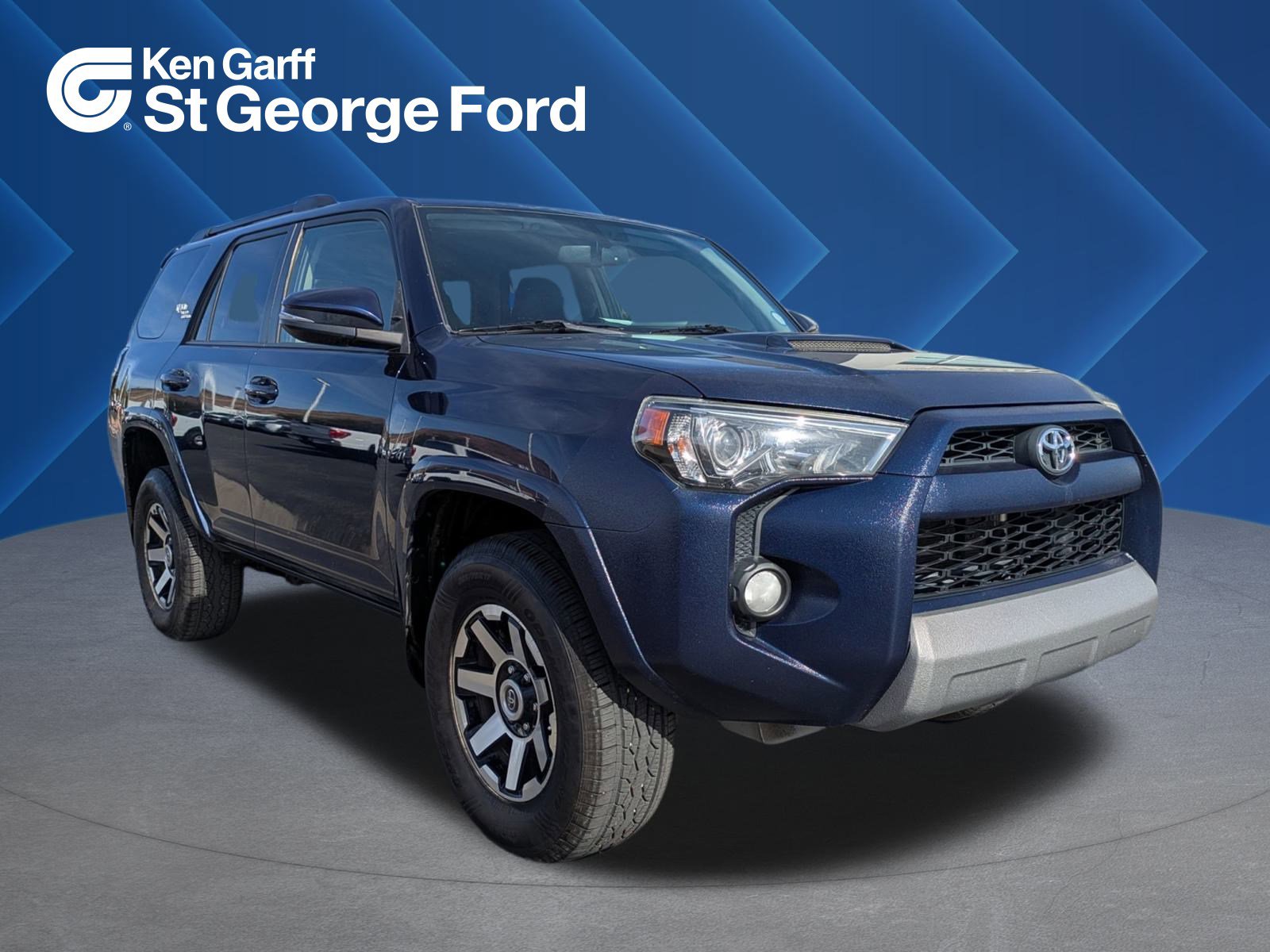 2019 Toyota 4Runner TRD Off-Road Premium's photo