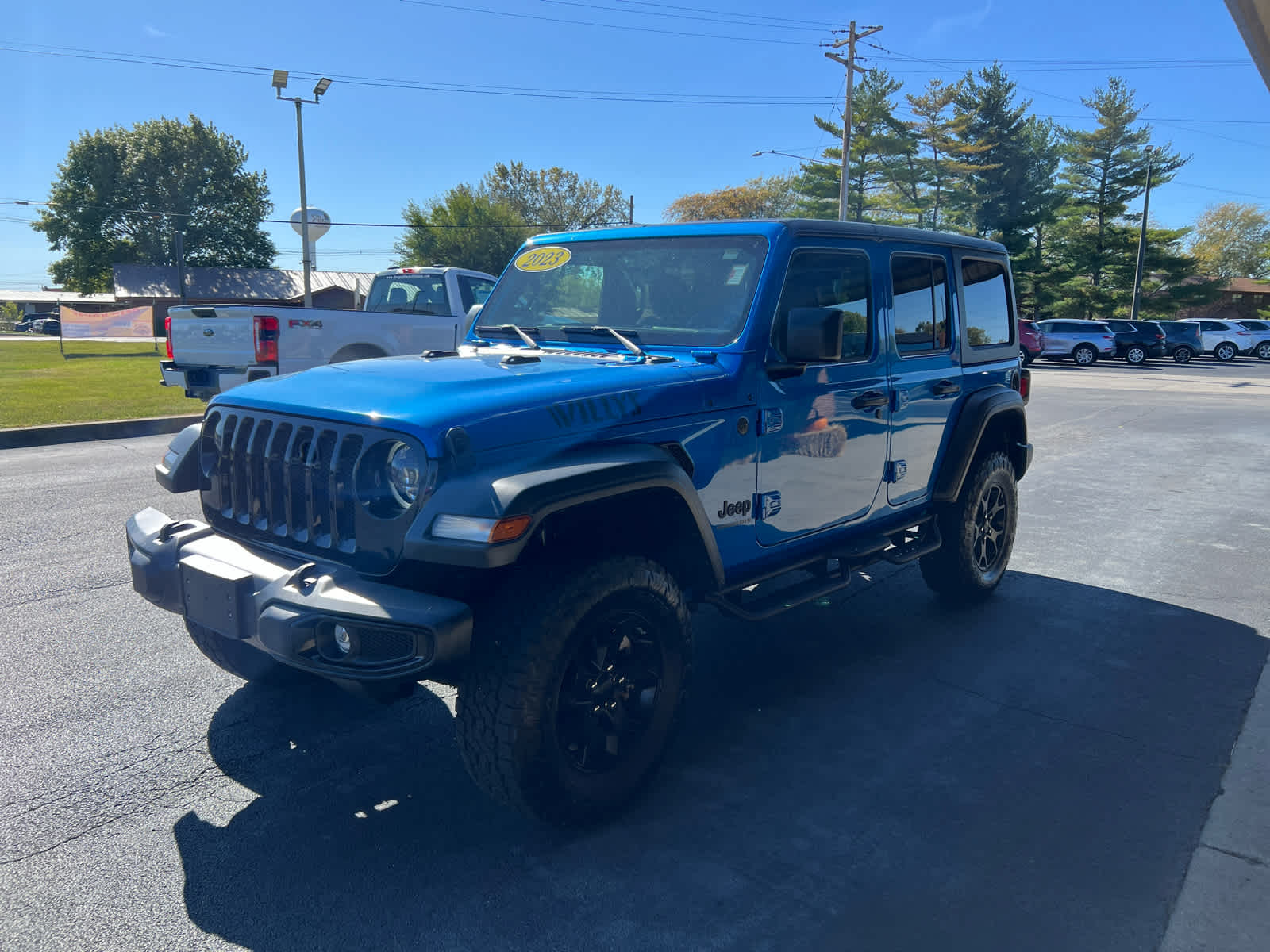 2023 Jeep Wrangler Willys photo 4
