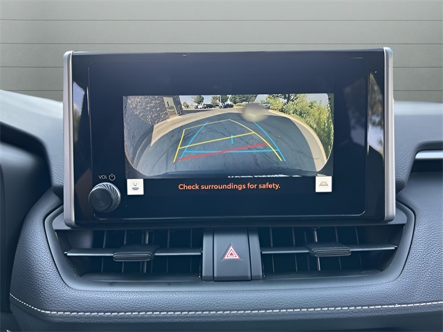 2023 Toyota RAV4 XLE photo 15