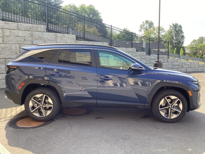 2025 Hyundai Tucson SEL Convenience photo 6