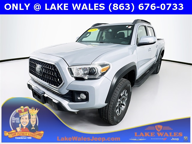 2018 Toyota Tacoma TRD Off-Road photo 3
