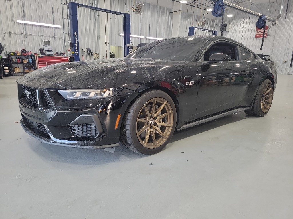 2024 Ford Mustang GT Premium's photo