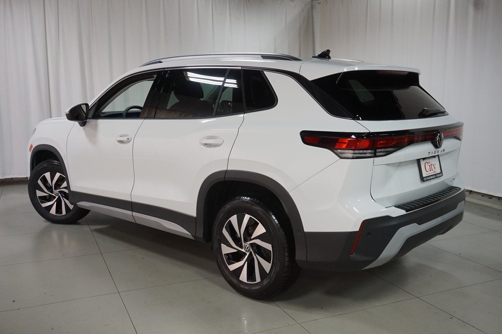 2025 Volkswagen Tiguan S photo 2