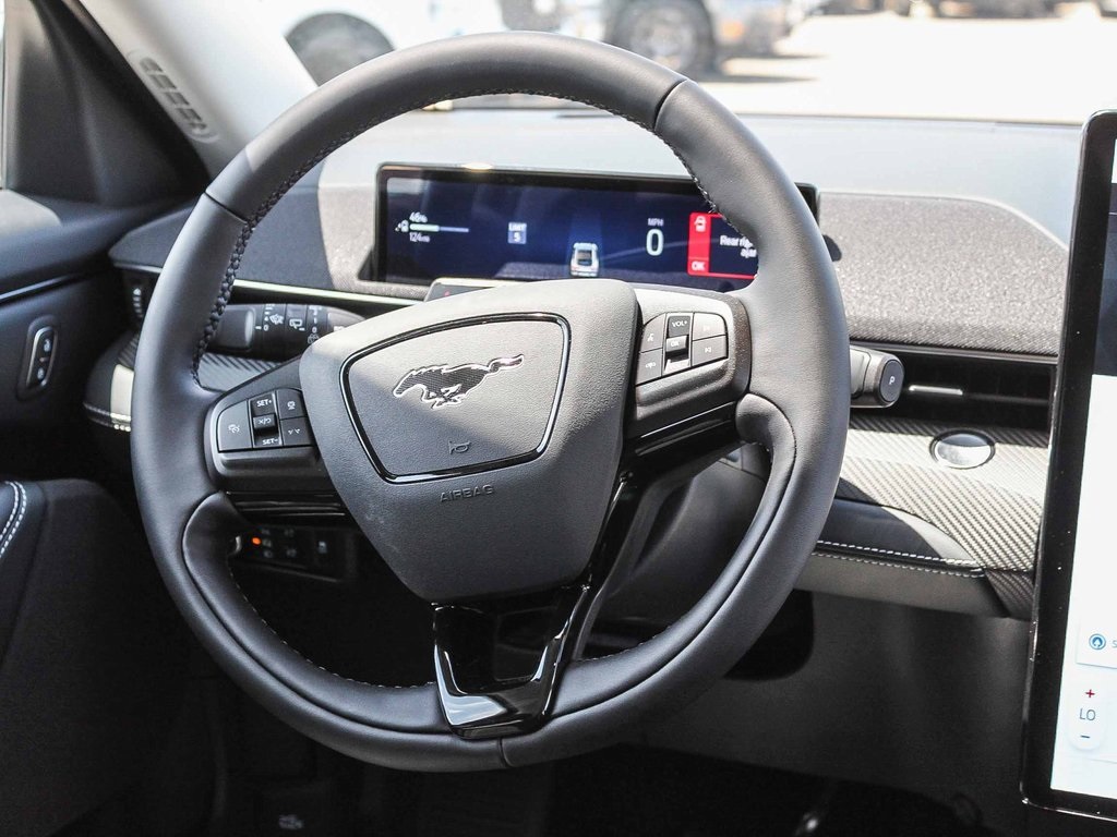2025 Ford Mustang Mach-E Select photo 14
