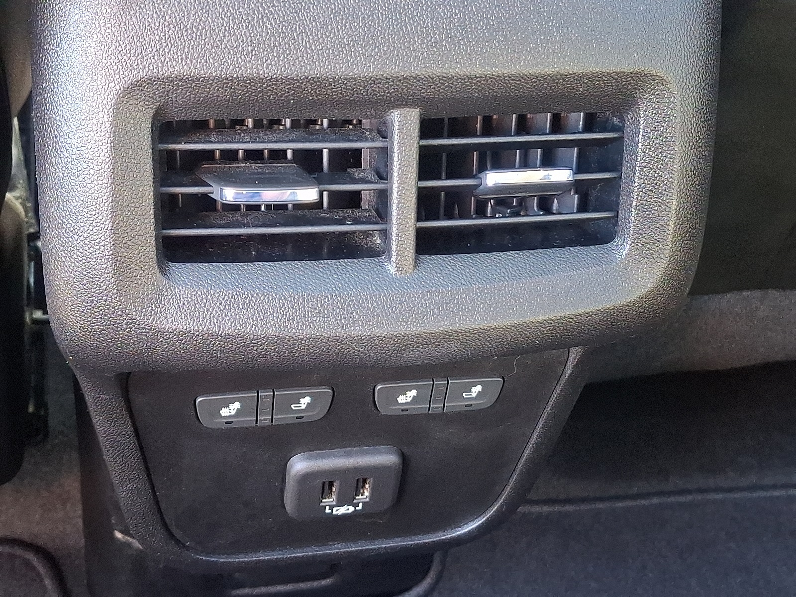 2019 Chevrolet Equinox Premier photo 11