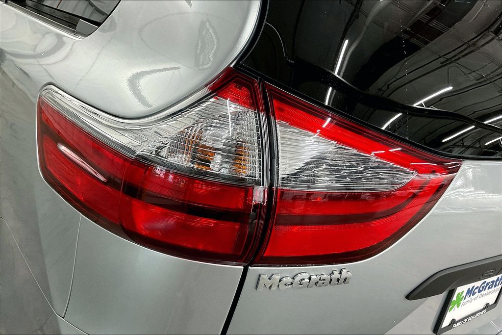 2020 Toyota Sienna L photo 30