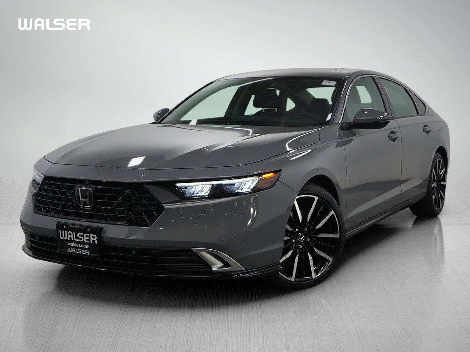 2025 Honda Accord Hybrid Touring's photo