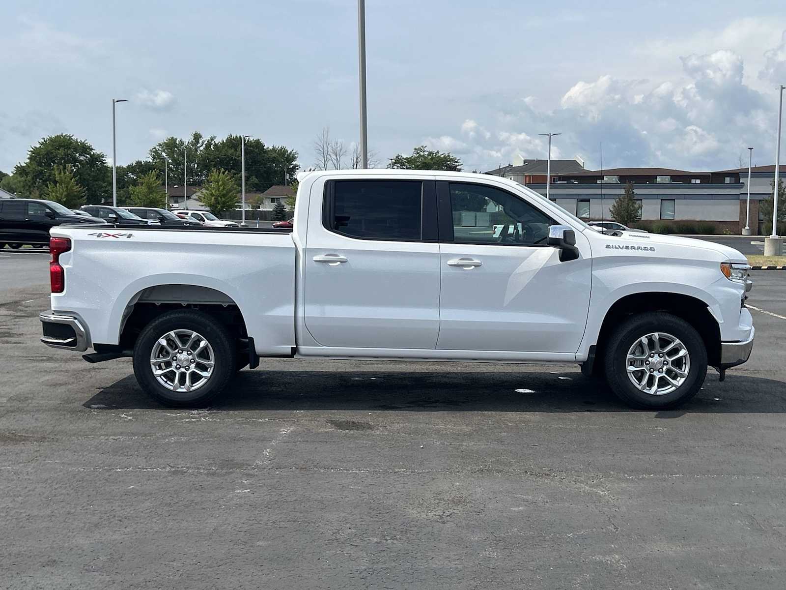 2026 Chevrolet Silverado 1500 LT photo 27