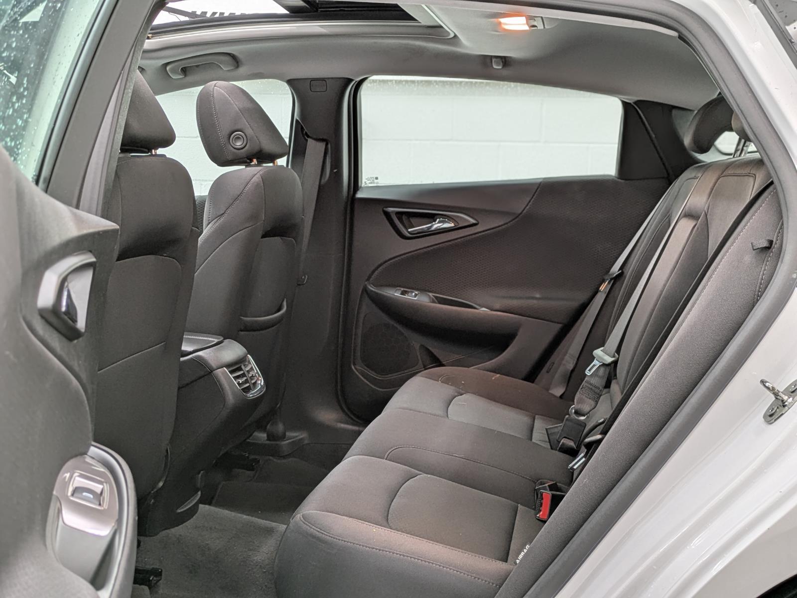 2024 Chevrolet Malibu 1LT photo 10
