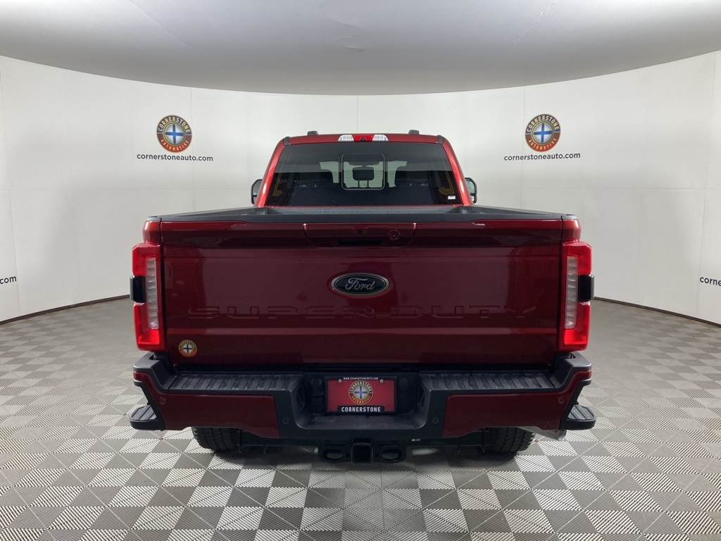2025 Ford F-350 photo 17