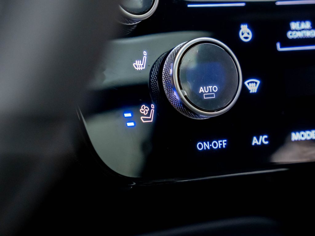 2026 Infiniti QX60 Luxe photo 26