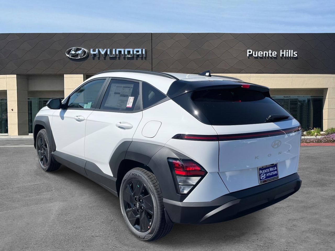 2026 Hyundai Kona SEL photo 2