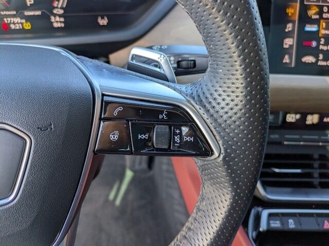 2023 Audi e-tron GT Premium Plus photo 20
