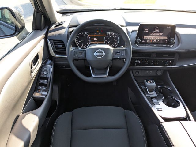 2026 Nissan Rogue S photo 13