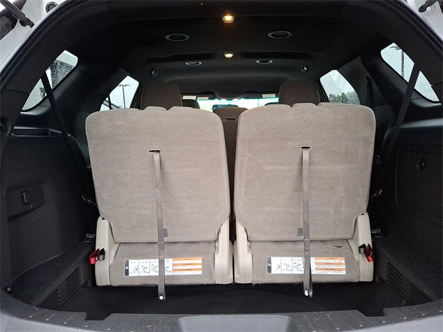 2013 Ford Explorer Base photo 25