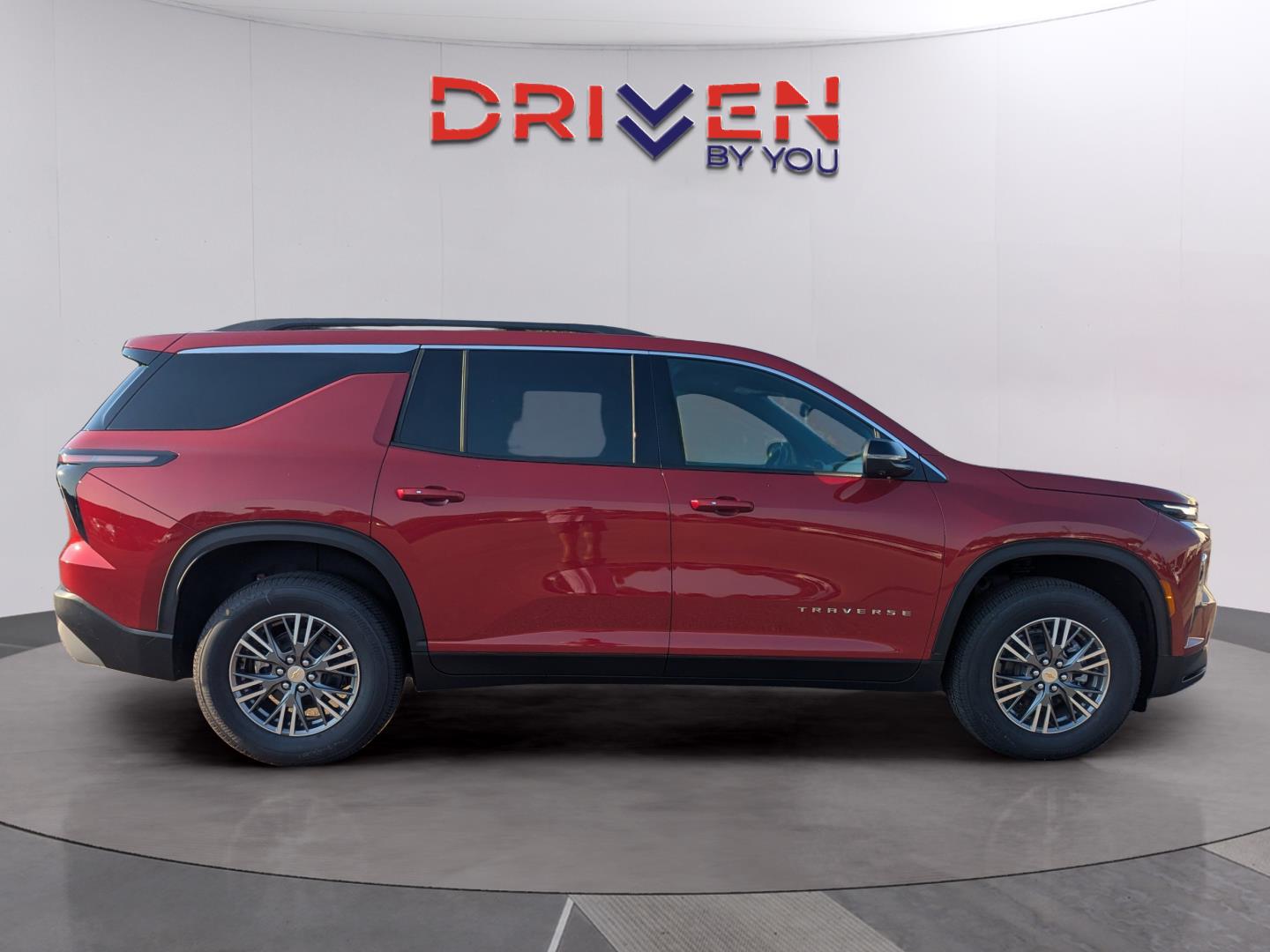 2026 Chevrolet Traverse photo 2