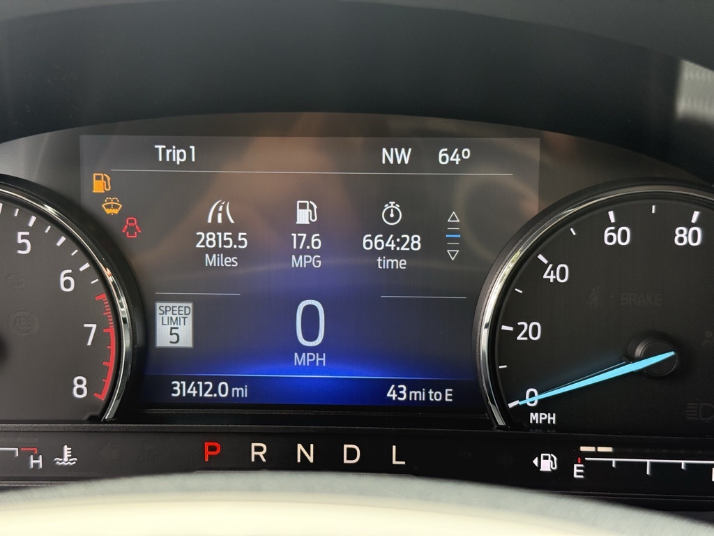 2022 Ford Explorer XLT photo 9