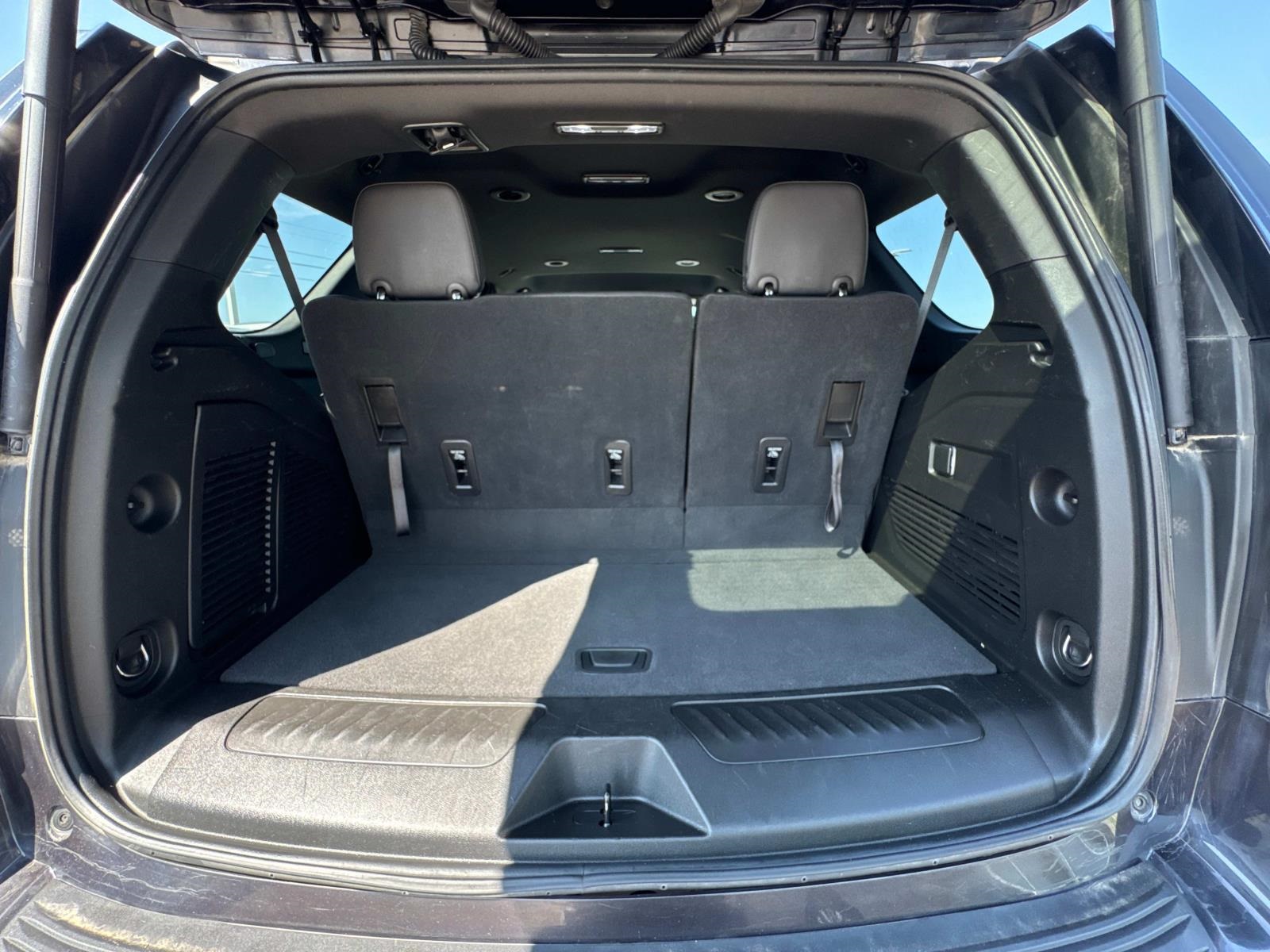 2023 Chevrolet Tahoe LT photo 6