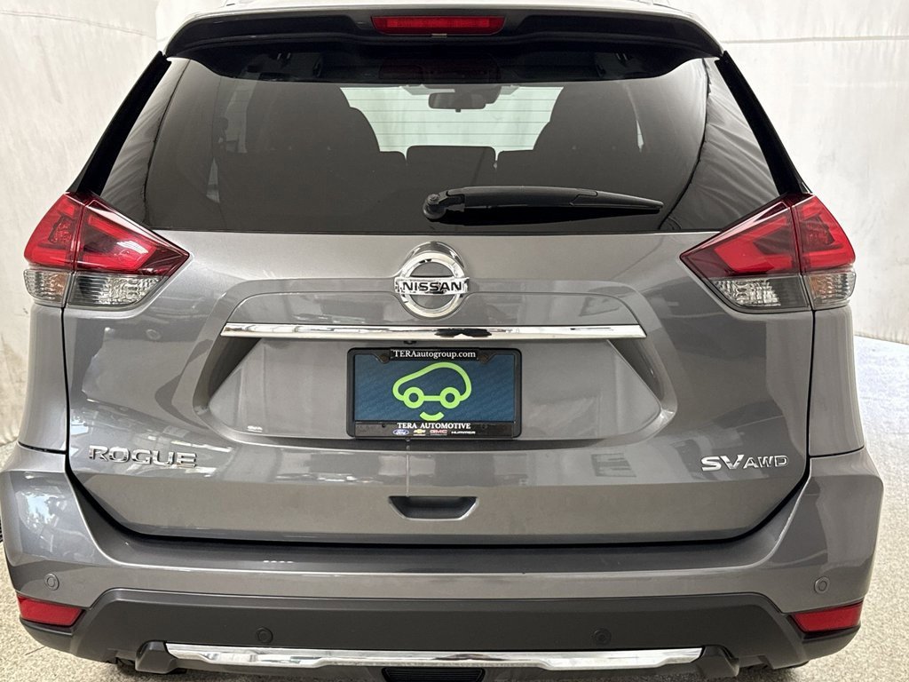 2019 Nissan Rogue photo 2