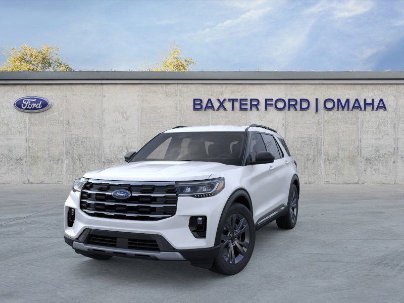 2025 Ford Explorer photo 13