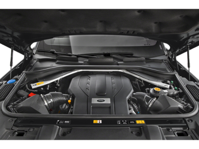 2025 Land Rover Range Rover SE photo 8