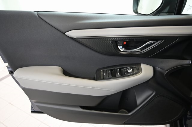 2025 Subaru Outback Premium photo 18
