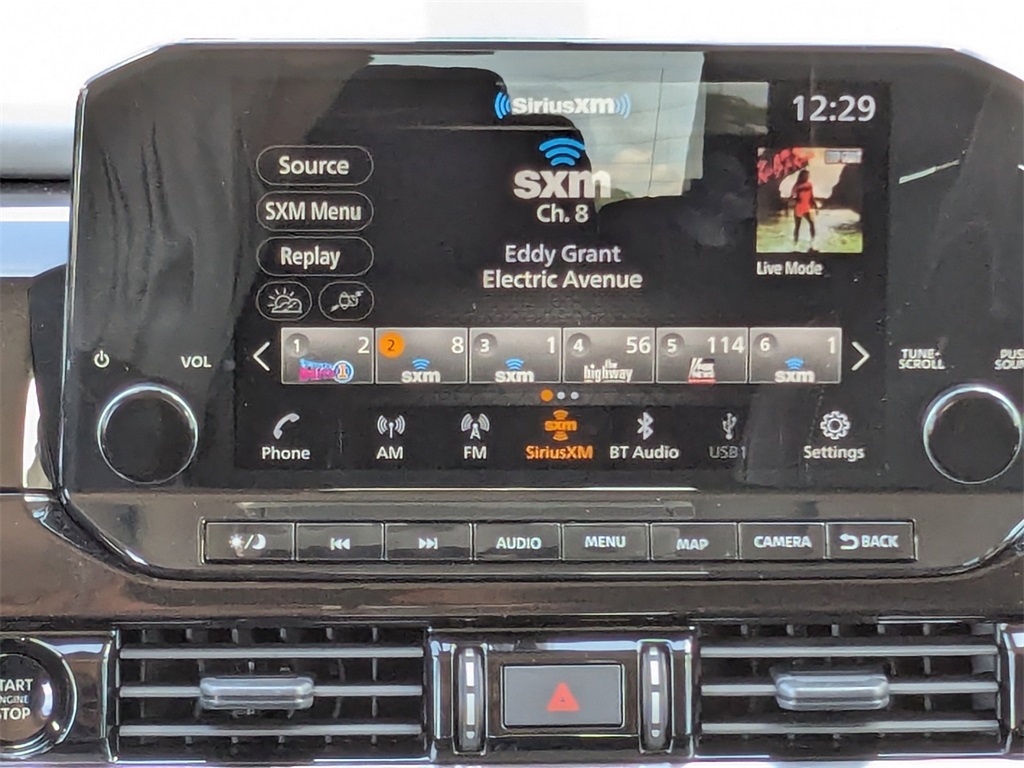 2025 Nissan Pathfinder SL photo 19