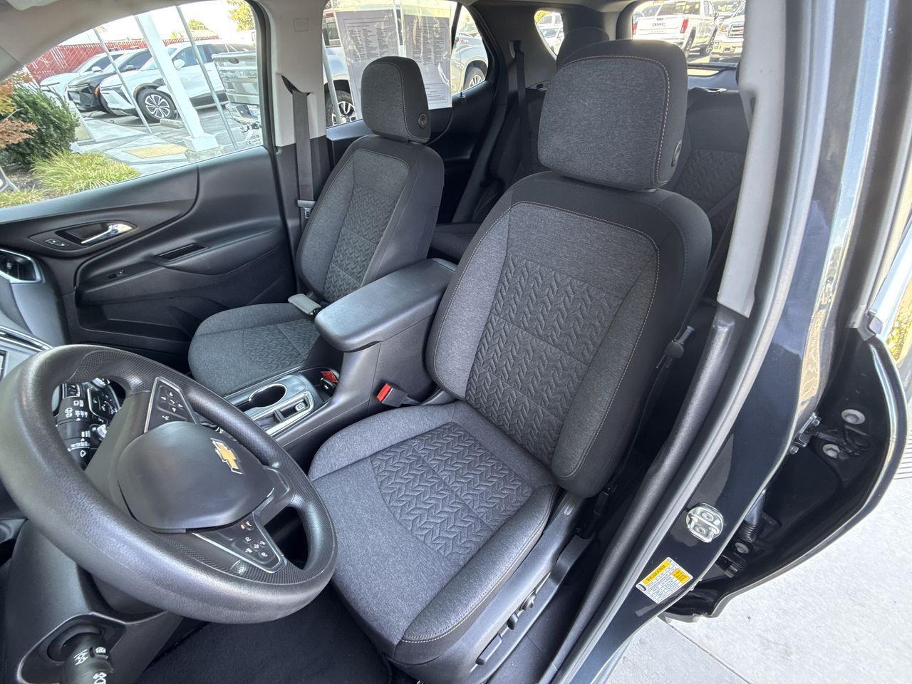 2023 Chevrolet Equinox LT photo 9