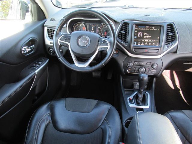 2018 Jeep Cherokee Latitude photo 11