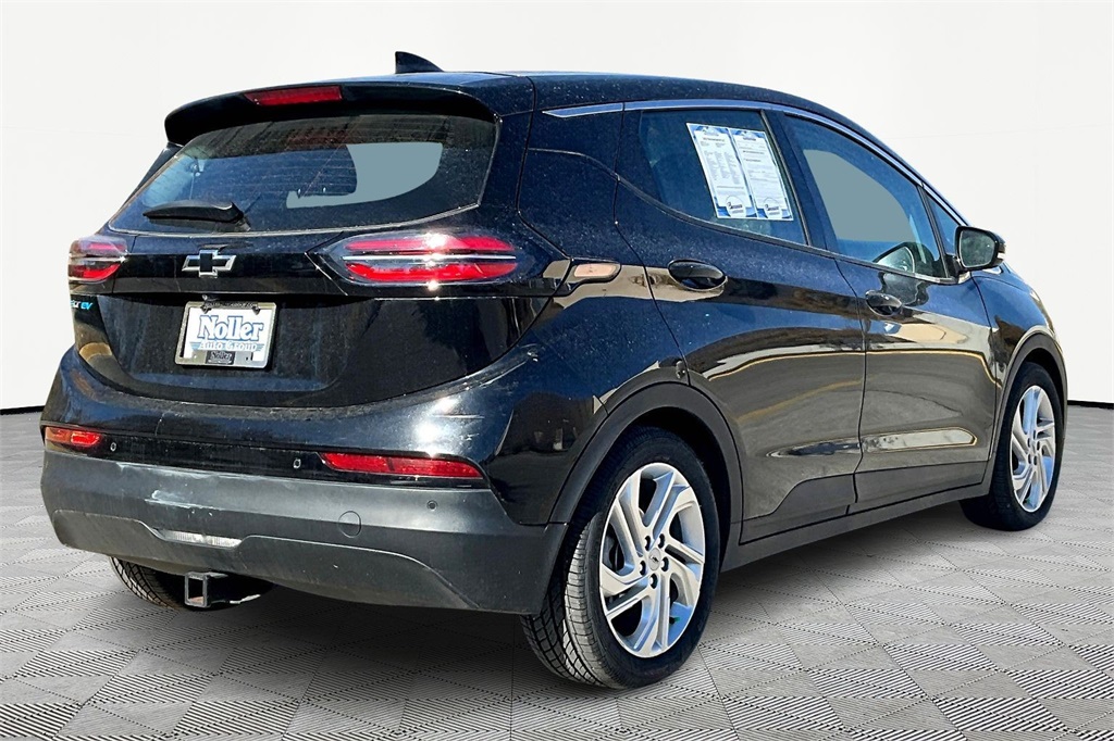 Used 2022 Chevrolet Bolt EV LT with VIN 1G1FW6S01N4134548 for sale in Kansas City