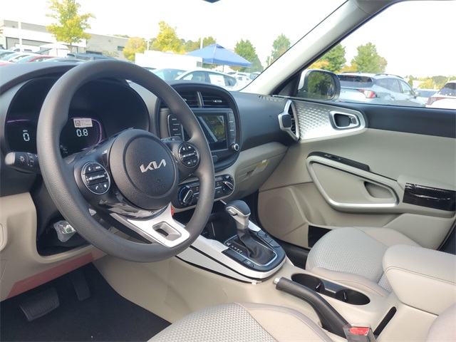 2025 Kia Soul LX S photo 12